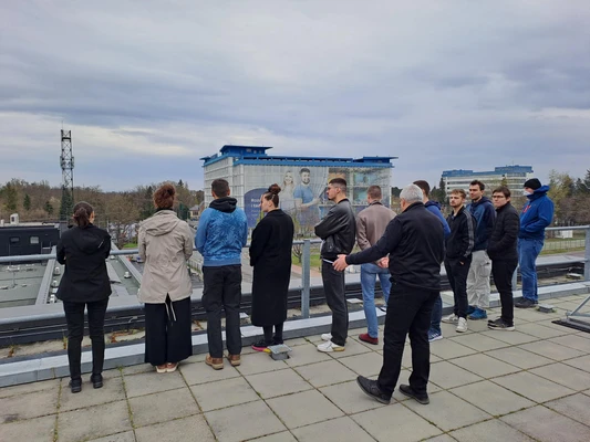 Exkurze studentů FEI UPCE a Akadémie ozbrojených síl M. R. Štefánika